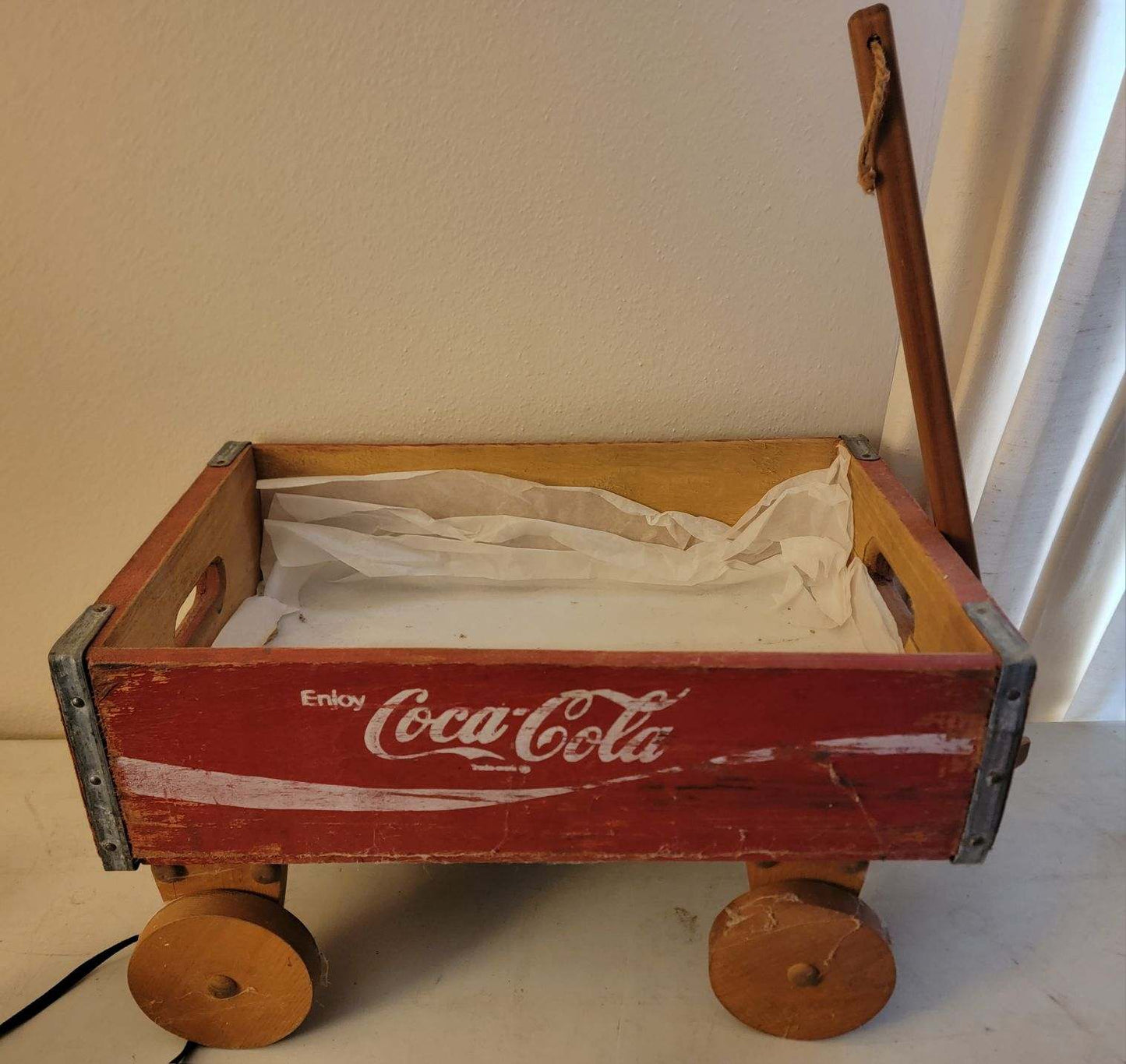 Vintage Coca Cola 32 Ounce Wooden Wagon Crate