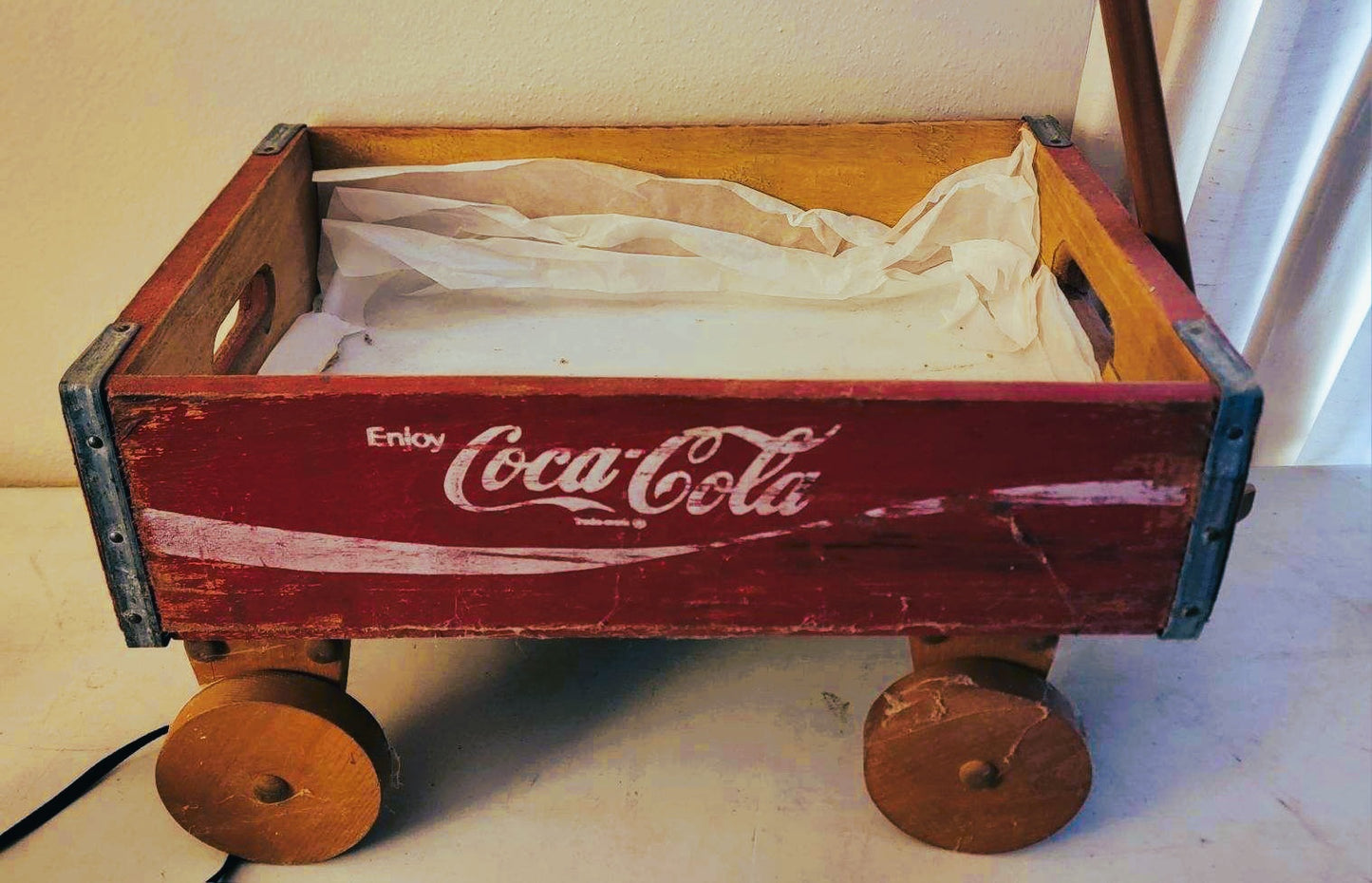 Vintage Coca Cola 32 Ounce Wooden Wagon Crate